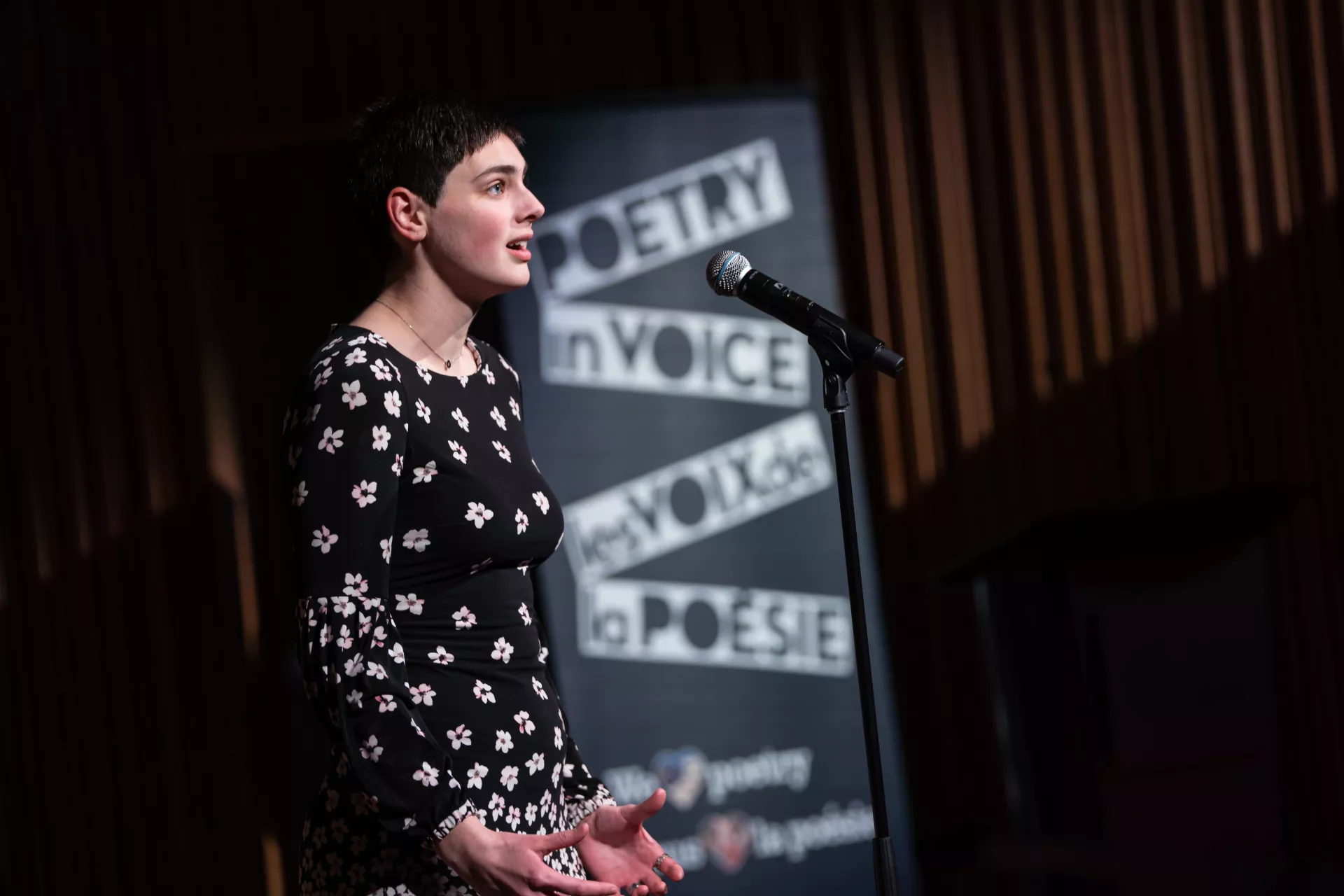 Chloé Simard takes home 2nd place with her incredible performance, here « Page d’écriture » by Jacques Prévert.